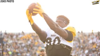 Rob Gronkowski Expecting Explosive 2023 Season For Steelers' Darnell Washington: "He Looks Like A Freak Out There" (Steelers News). Photo by Jordan Schofield / SteelerNation (X: @JSKO_PHOTO)